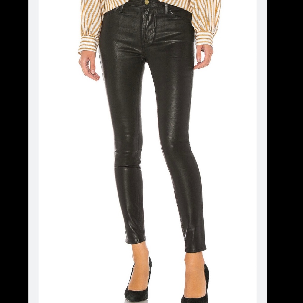 Frame Le High Skinny Coated Jeans in Black